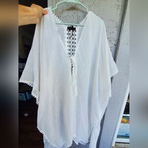Kendall & Kylie White Beach Embroidered Cover-Up
